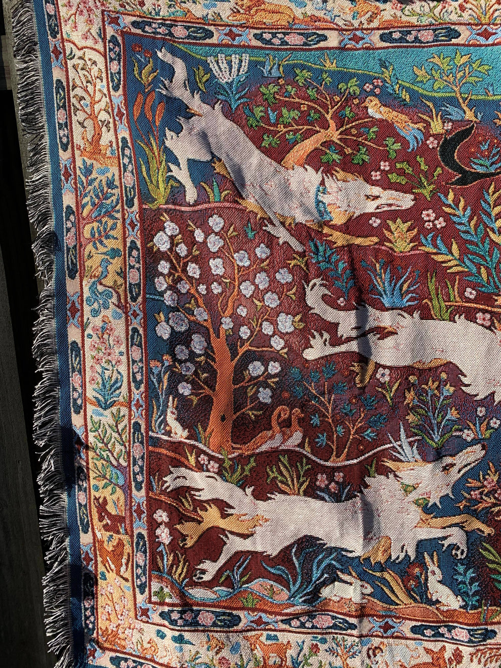 Hunting Party Tapestry / Blanket – YOCHOLOL